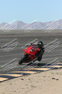 media/Oct-25-2025-Race Pace (Sat) [[47cce5476f]]/Non Verified (1st 20 Minutes of Every Hour)/1-Bowl (10am)/